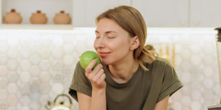 Food and Mood: Exploring the Impact of A Healthy Diet on Mental Health