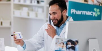 Why Purchasing Medicine from an Online Pharmacy Is Convenient and Safe