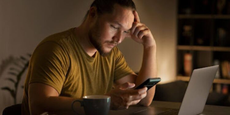 Finding Balance: Positive Screen Time vs. Overload 