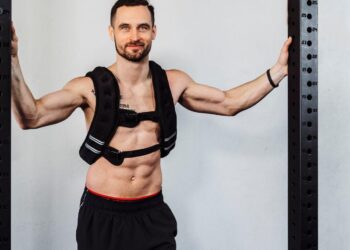 How Does a Weighted Vest Help with Bone Density? Benefits, Research, and Best
Exercises
