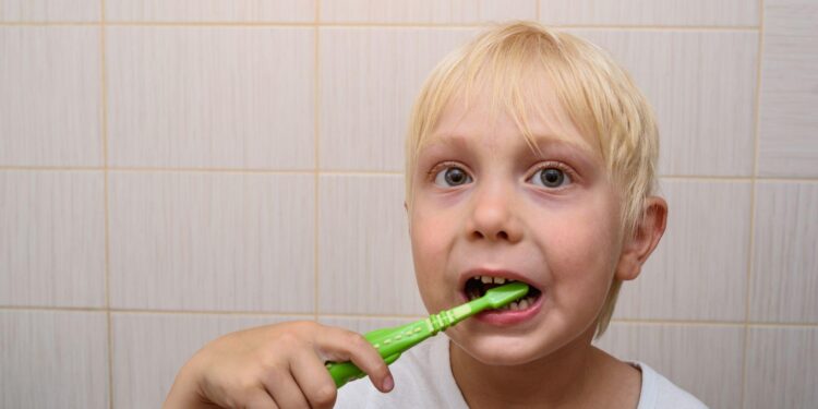How to Build Healthy Dental Habits From Childhood