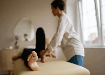 The Importance of Arch Support for Plantar Fasciitis: Finding Relief for Lasting Comfort