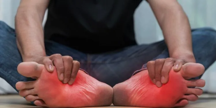 Allergy Brain Fog: How Seasonal Symptoms Disrupt Focus, Sleep, and Mood