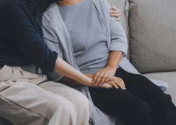 How to Help Someone Through the Death of a Loved One